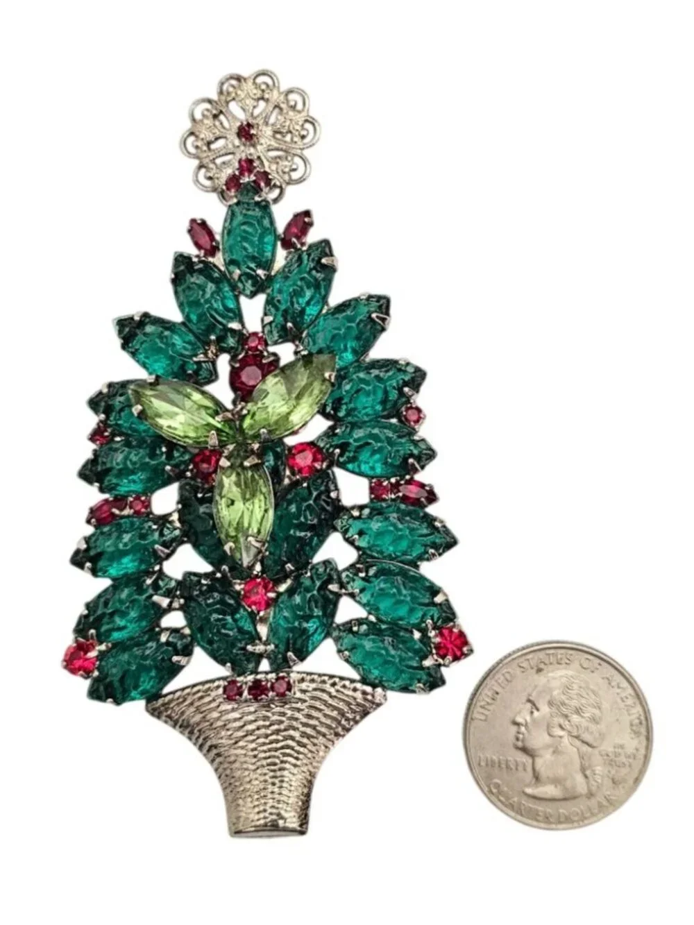 Green Rhinestone Christmas Tree Brooch Vintage Pin J841